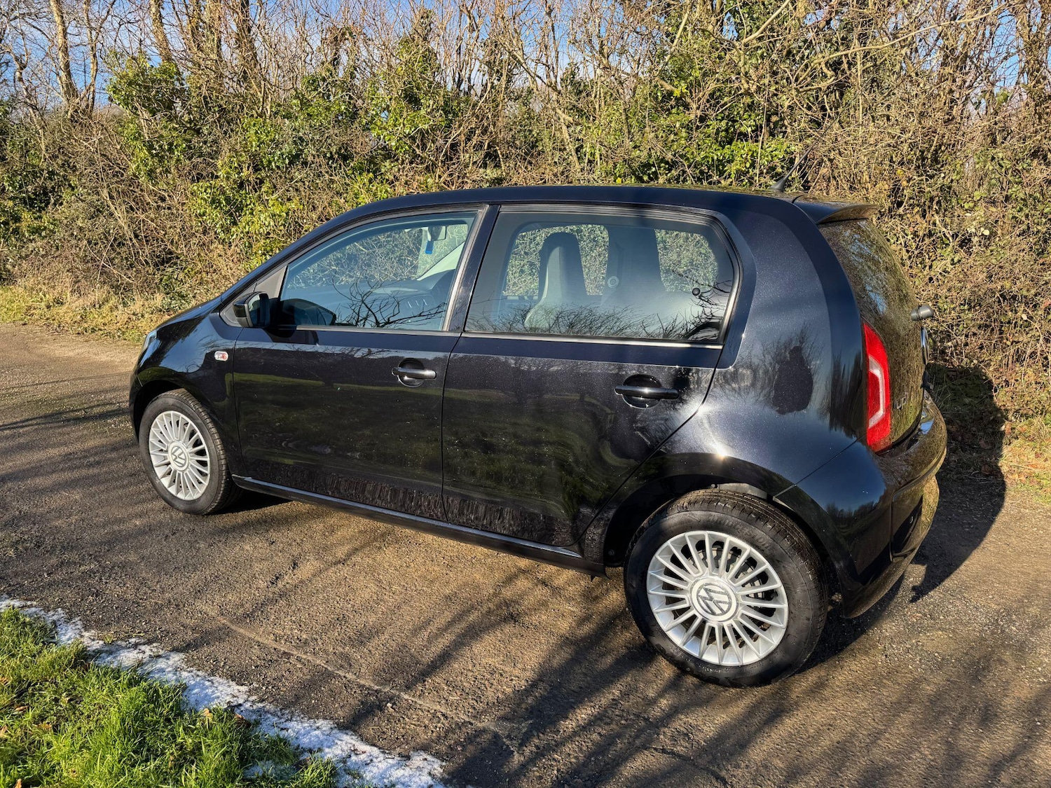 Used Volkswagen up! for sale - 77144607: Photo 4