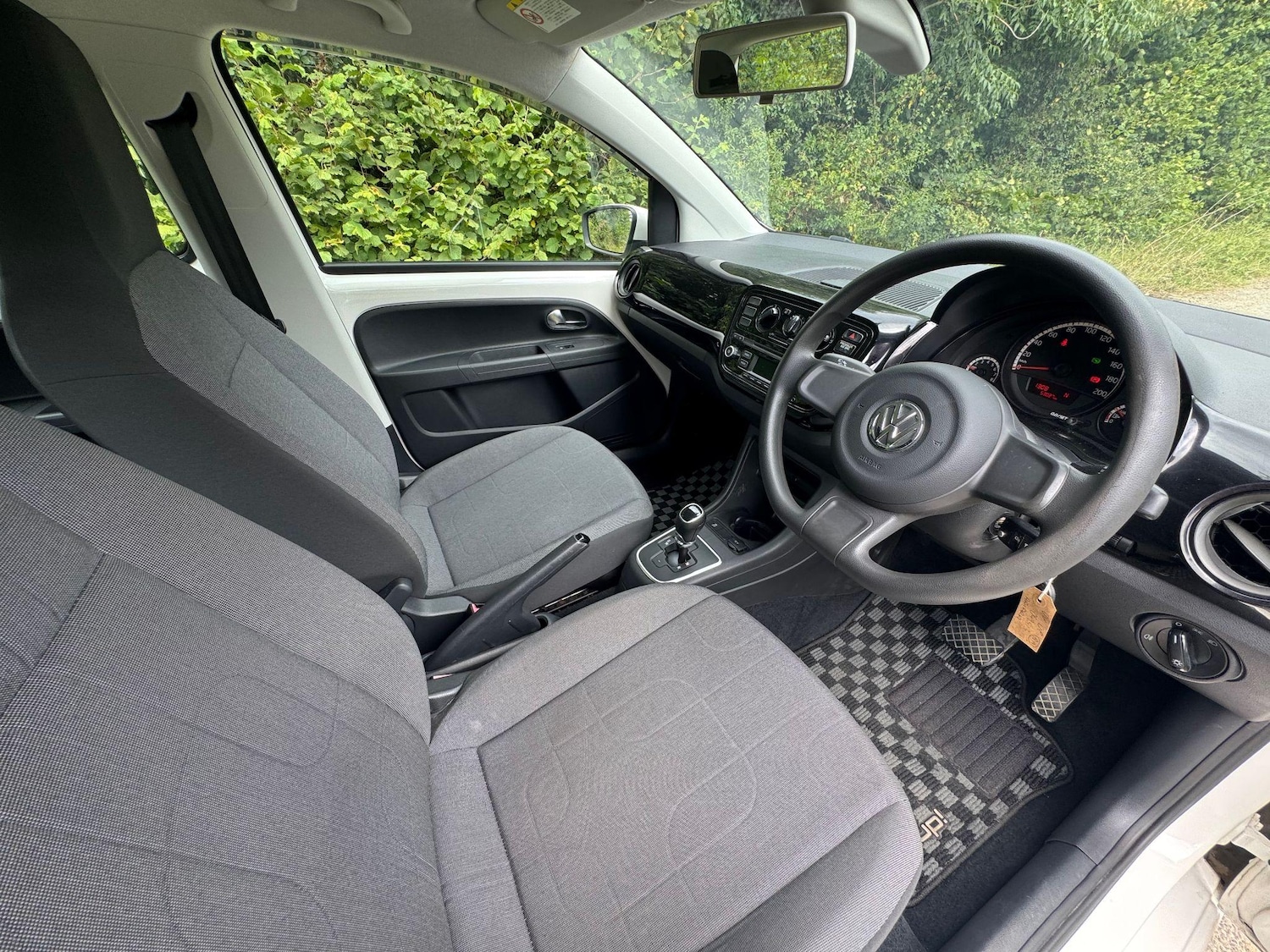 Used Volkswagen up! for sale - 75531233: Photo 17