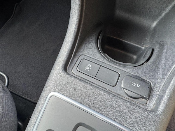 Used Volkswagen up! for sale - 76295650: Photo 21