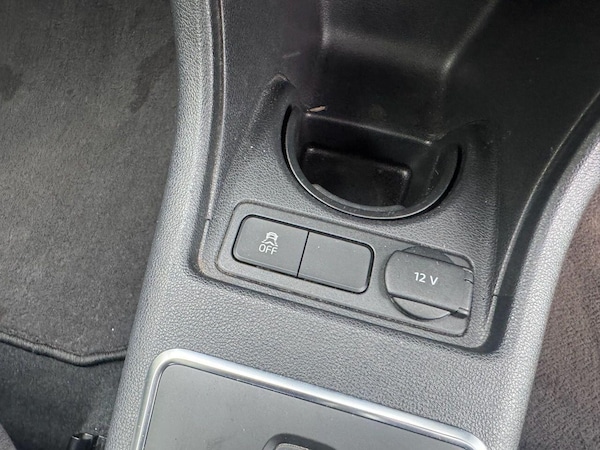 Used Volkswagen up! for sale - 76179718: Photo 24