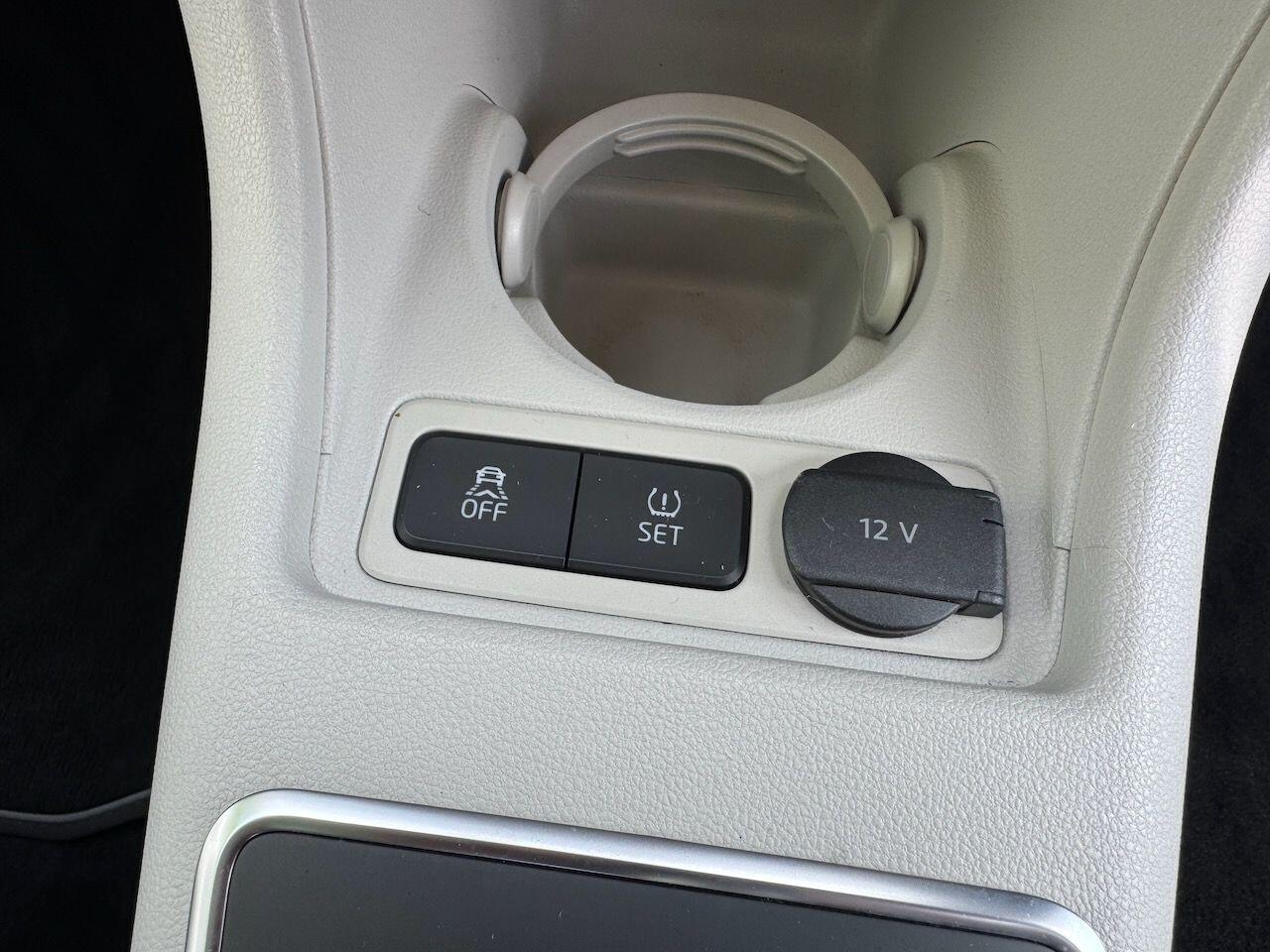 Used Volkswagen up! for sale - 76137578: Photo 27