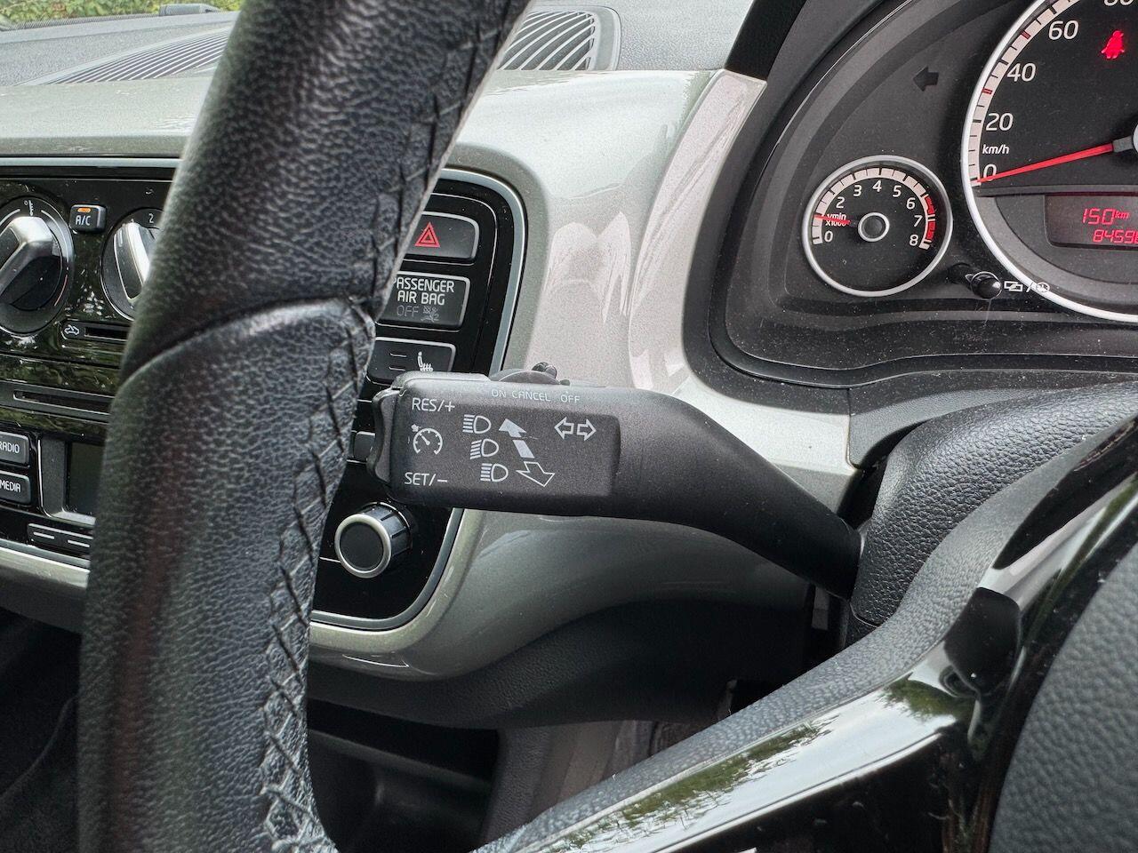 Used Volkswagen up! for sale - 76138511: Photo 29