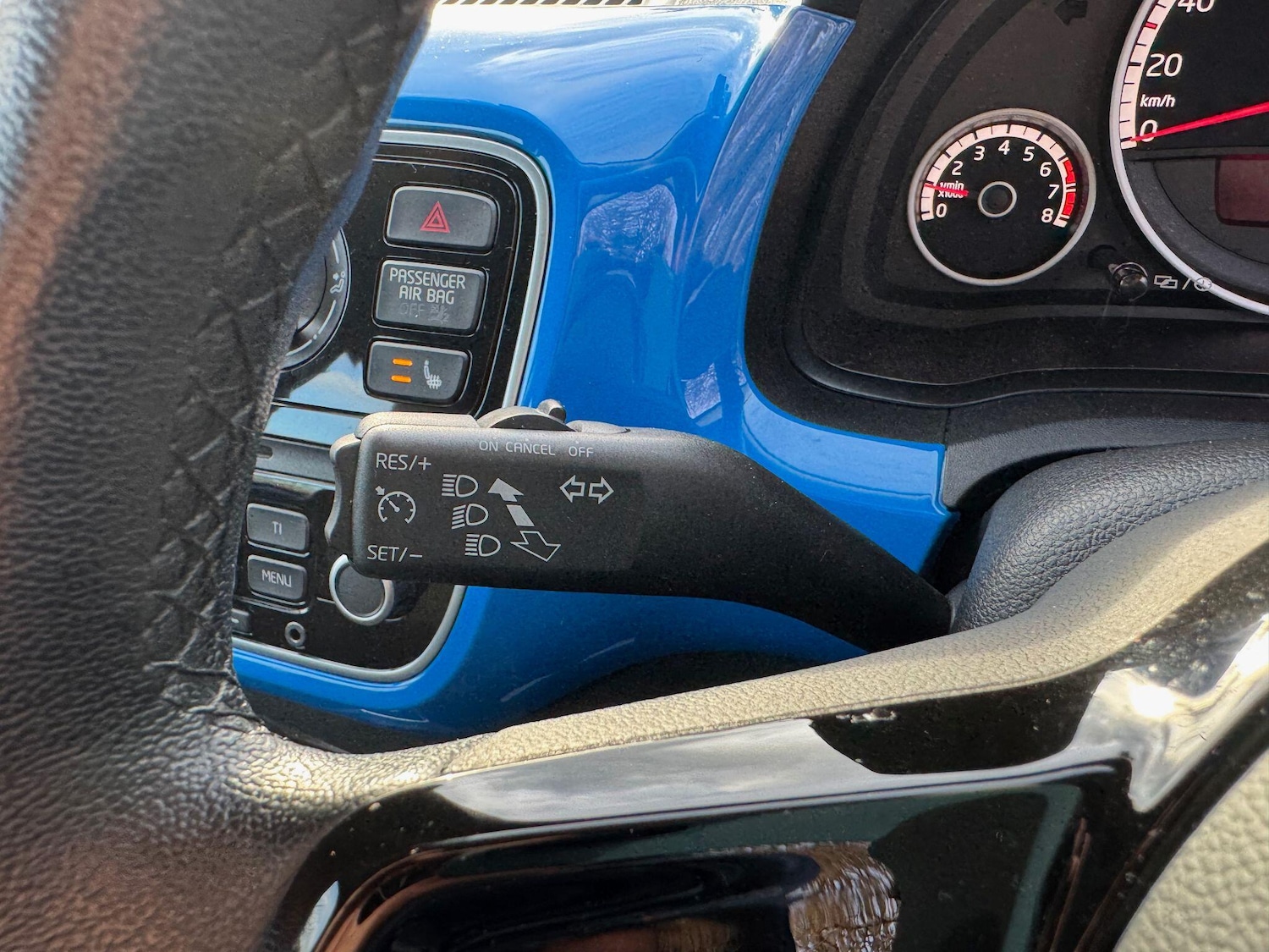 Used Volkswagen up! for sale - 77290860: Photo 26