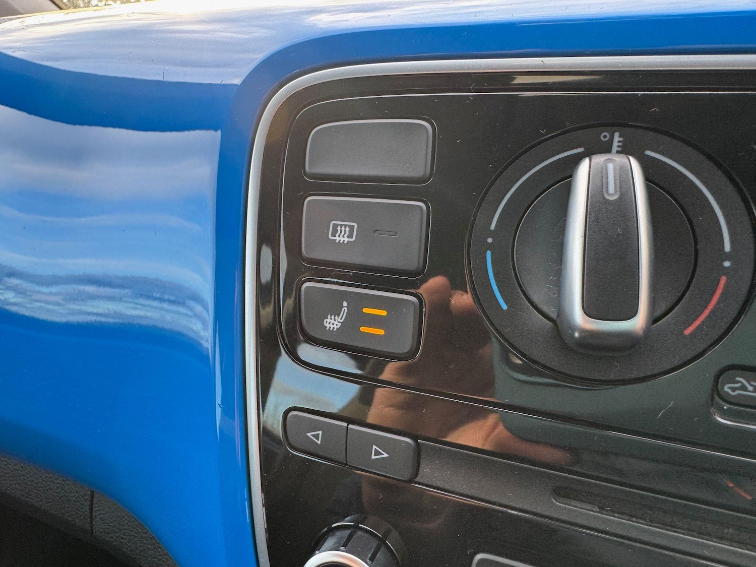 Used Volkswagen up! for sale - 77290860: Photo 29