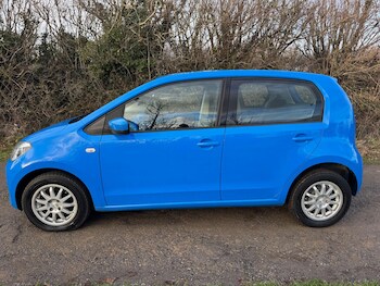 Used Volkswagen up! 2014 for sale - 77290860: Photo