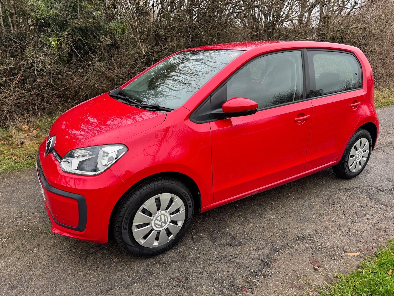 Used Volkswagen up! for sale - 77400778: Photo 2