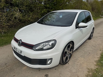 Used Volkswagen Golf 2010 for sale - 78348013: Photo
