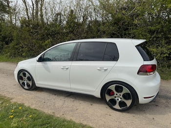 Used Volkswagen Golf 2010 for sale - 78348013: Photo