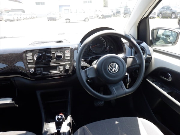 Used Volkswagen up! for sale - 76269671: Photo 9
