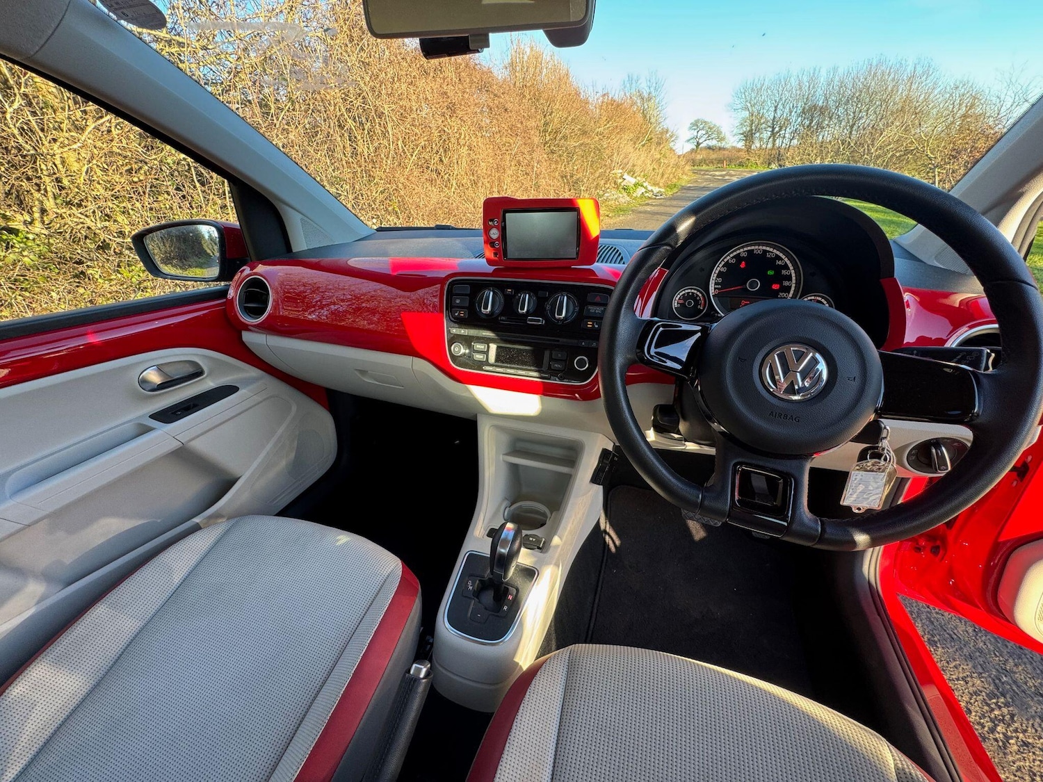 Used Volkswagen up! for sale - 77267853: Photo 25