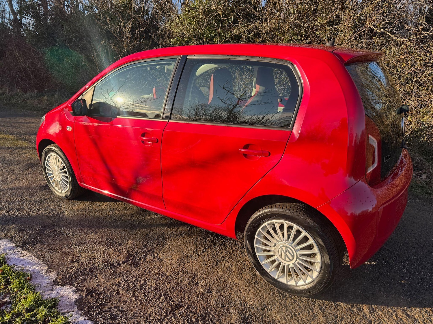 Used Volkswagen up! for sale - 77267853: Photo 4