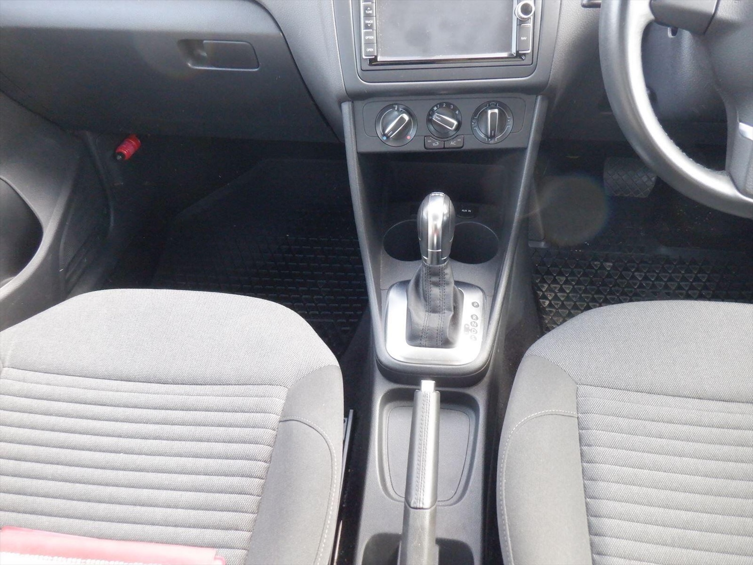 Used Volkswagen Polo for sale - 77799318: Photo 12