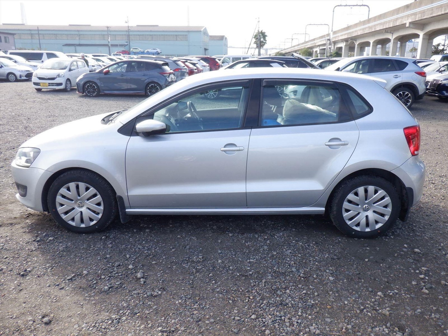 Used Volkswagen Polo for sale - 77799318: Photo 2