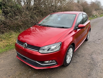 Used Volkswagen Polo 2015 for sale - 77753948: Photo