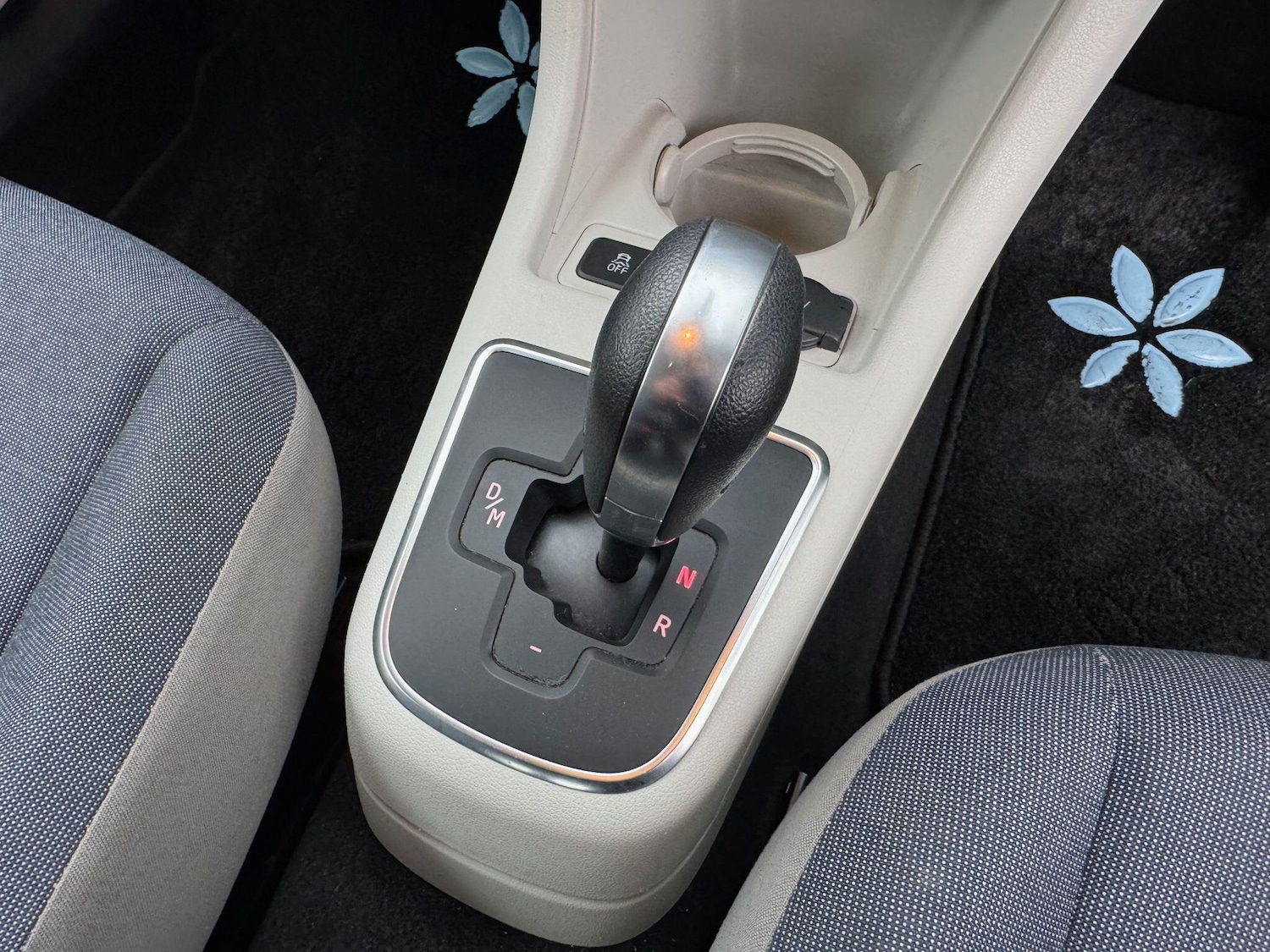 Used Volkswagen up! for sale - 77710144: Photo 25