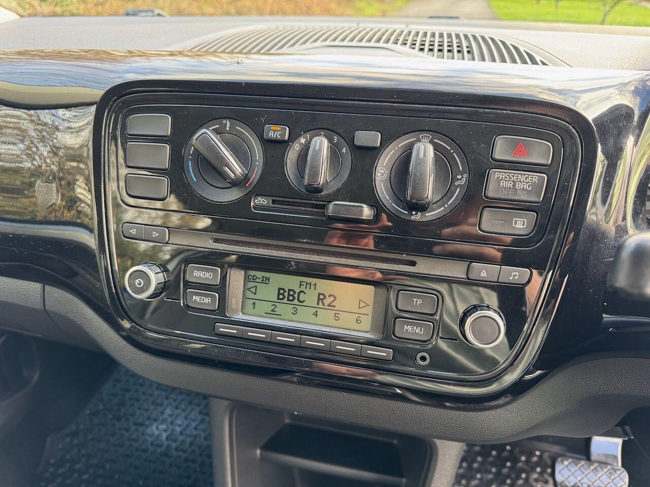 Used Volkswagen up! for sale - 76839579: Photo 23