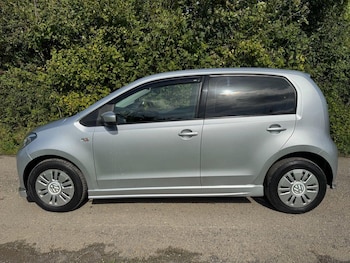 Used Volkswagen up! 2013 for sale - 76997368: Photo