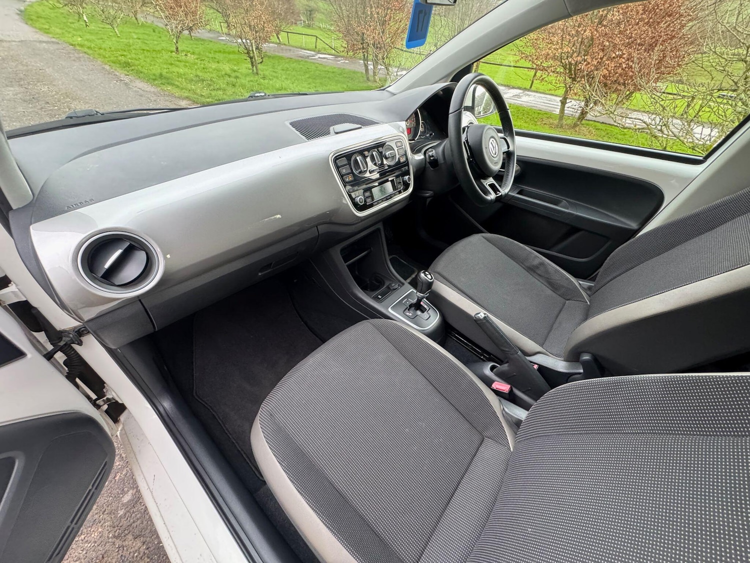 Used Volkswagen up! for sale - 77496211: Photo 19