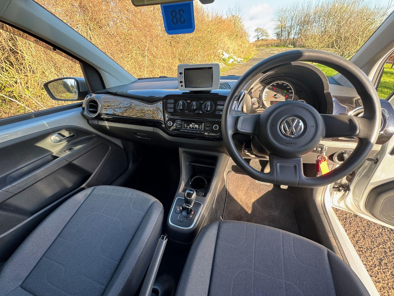 Used Volkswagen up! for sale - 77358729: Photo 25