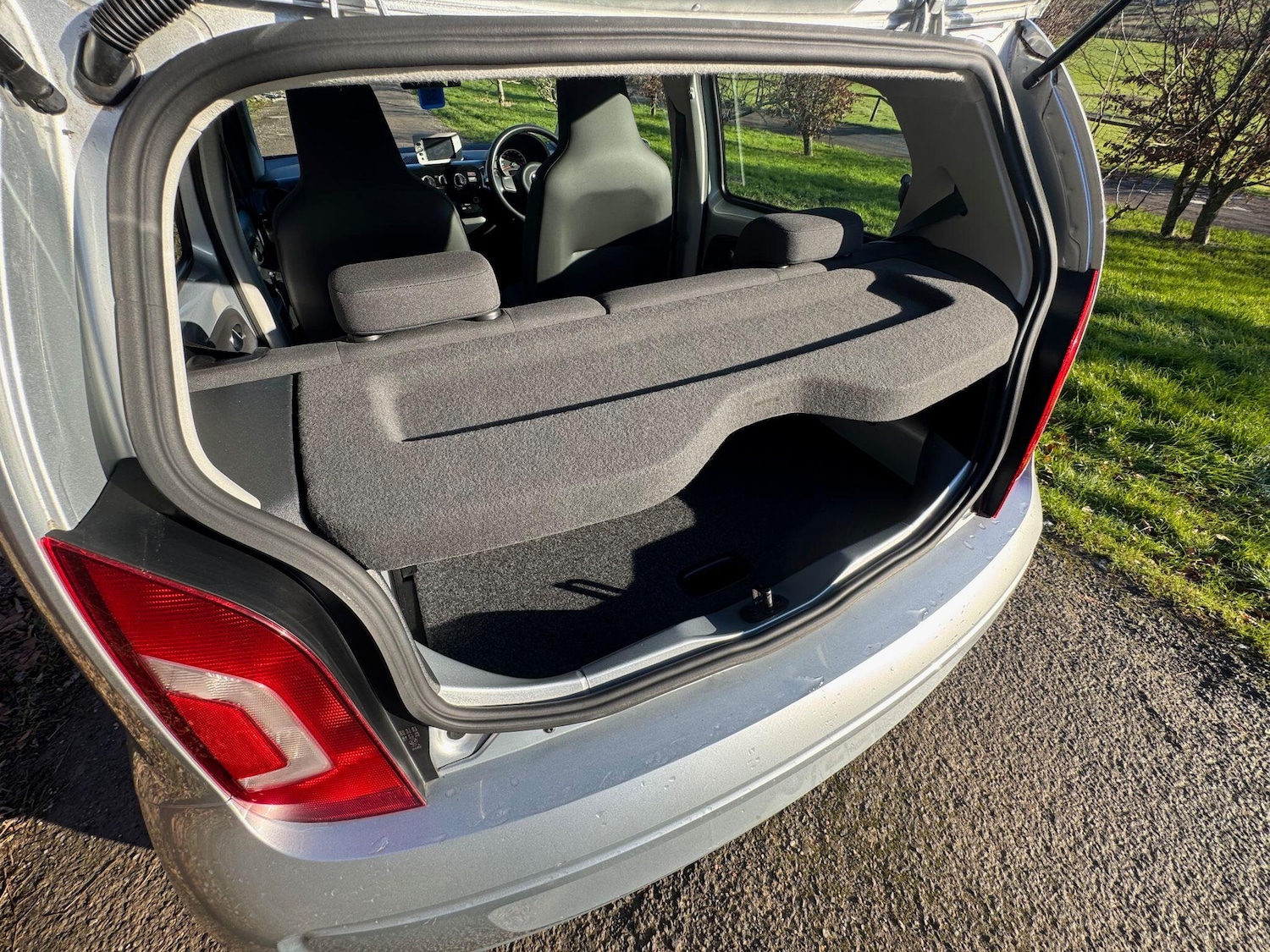 Used Volkswagen up! for sale - 77358729: Photo 28