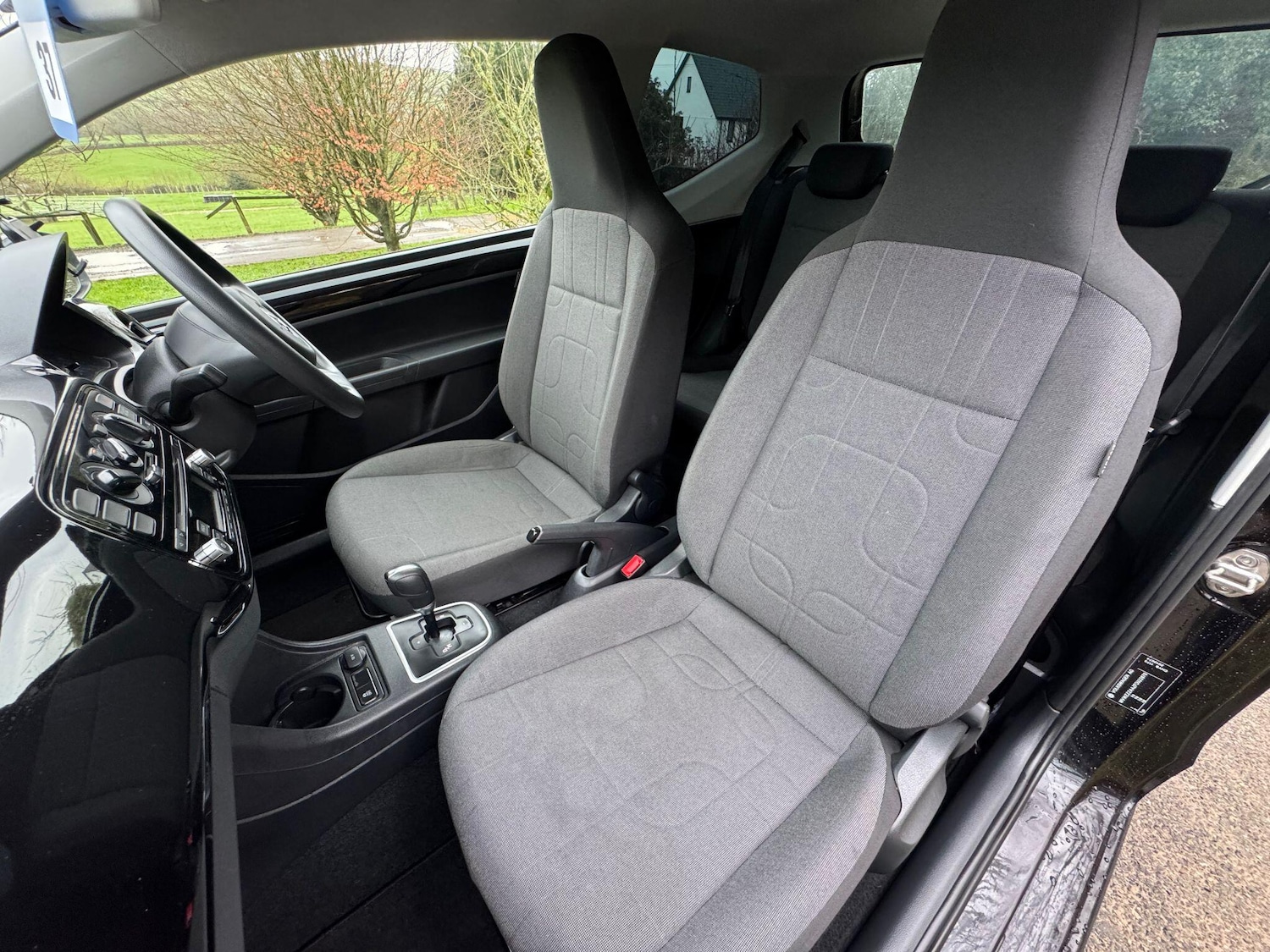 Used Volkswagen up! for sale - 77411049: Photo 20