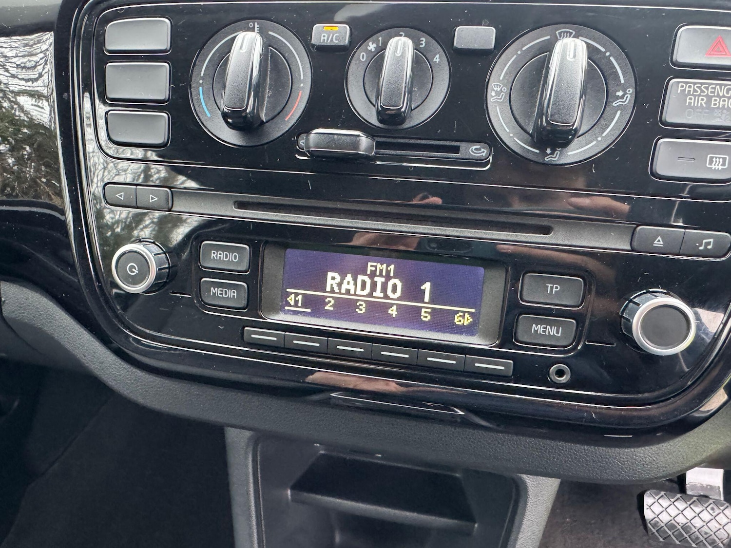 Used Volkswagen up! for sale - 77411049: Photo 26