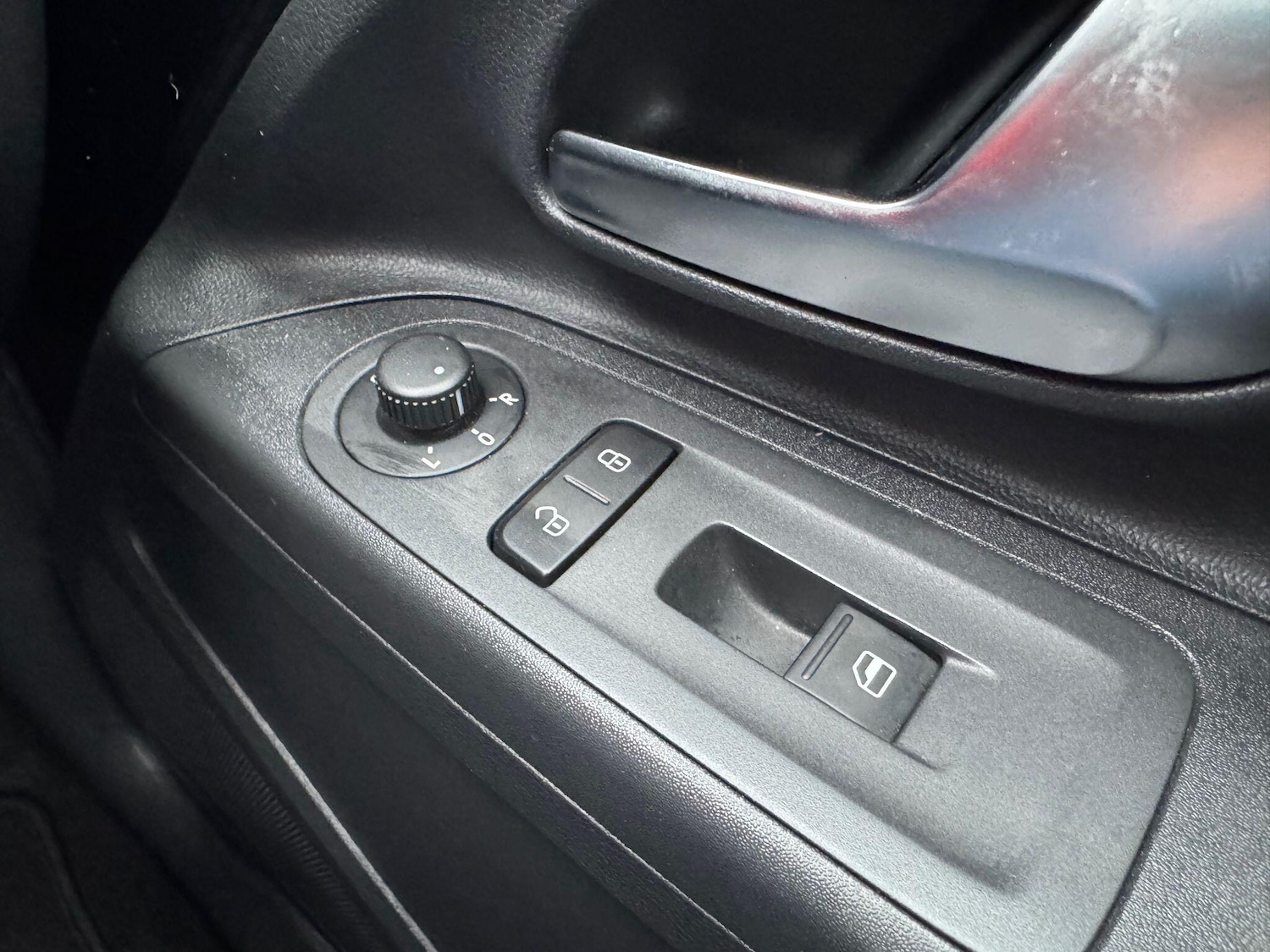 Used Volkswagen up! for sale - 77411049: Photo 30