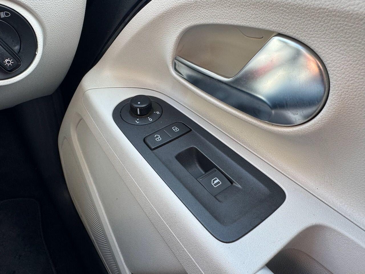 Used Volkswagen up! for sale - 76701243: Photo 26