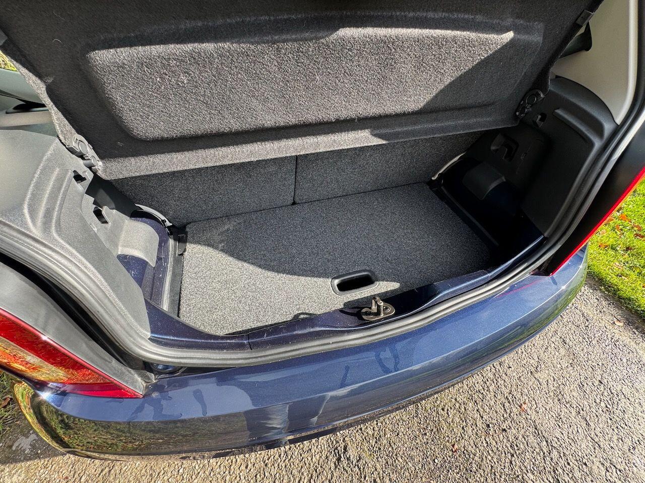 Used Volkswagen up! for sale - 76701243: Photo 29