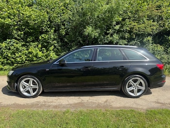 Used Audi A4 Avant 2016 for sale - 78933952: Photo