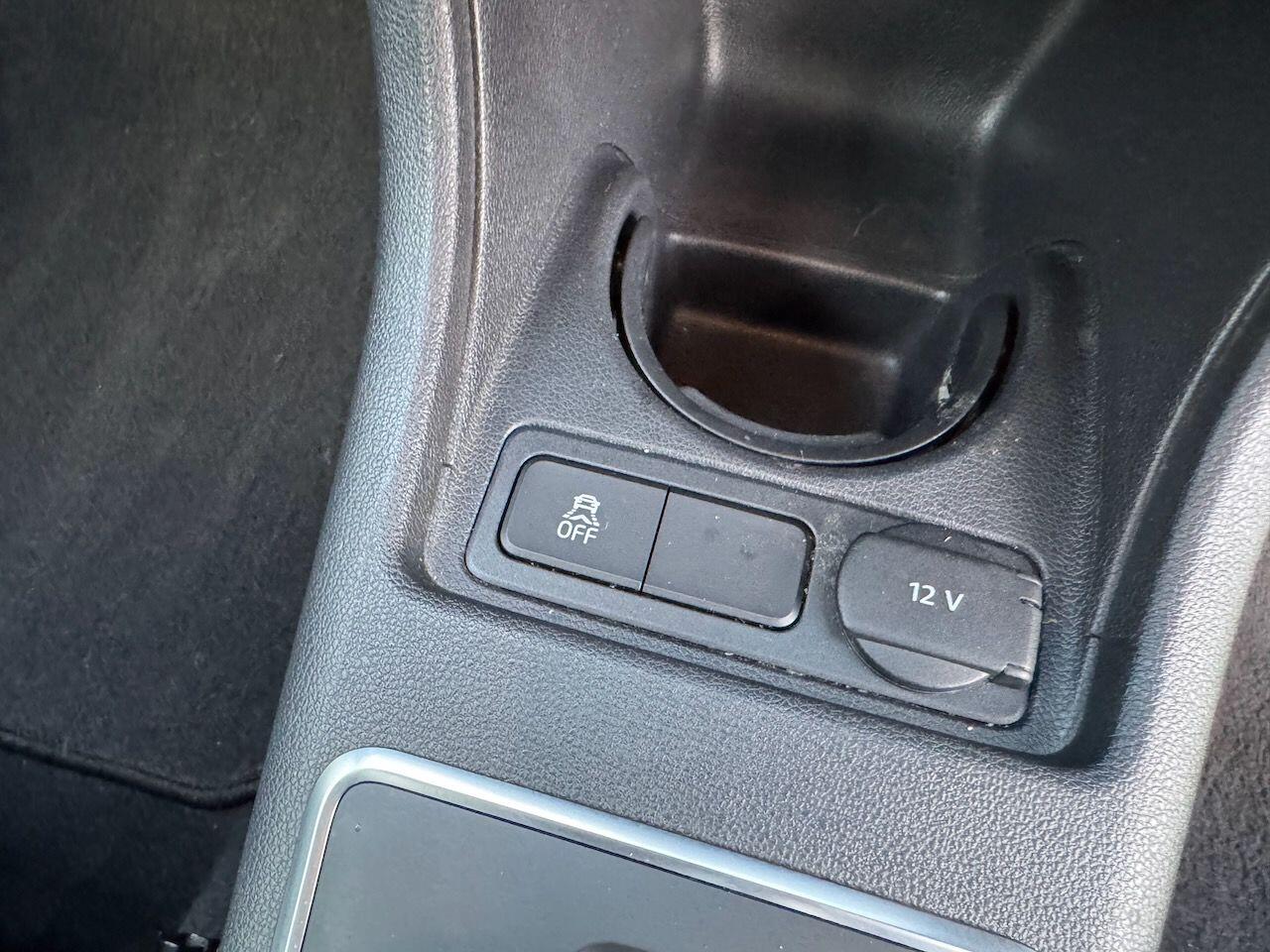 Used Volkswagen up! for sale - 76388221: Photo 26