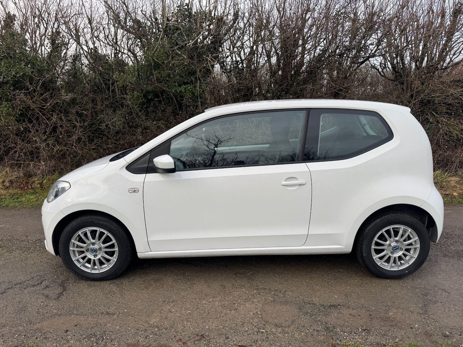 Used Volkswagen up! for sale - 77345287: Photo 3