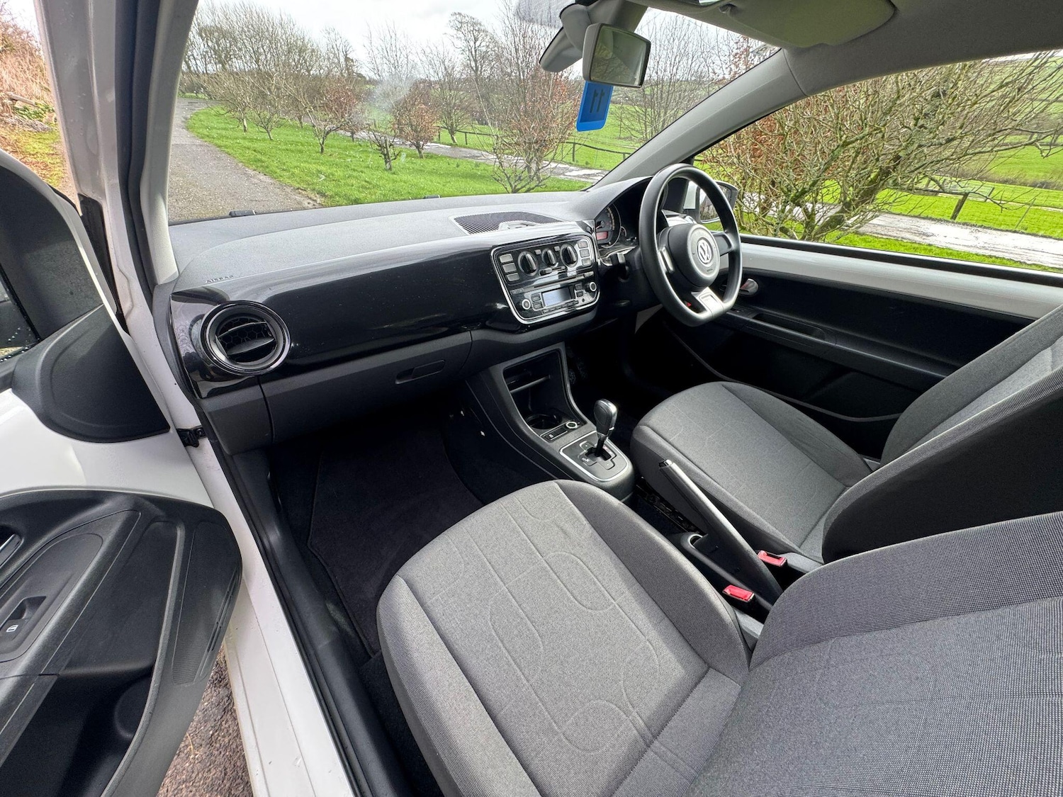 Used Volkswagen up! for sale - 77670495: Photo 19