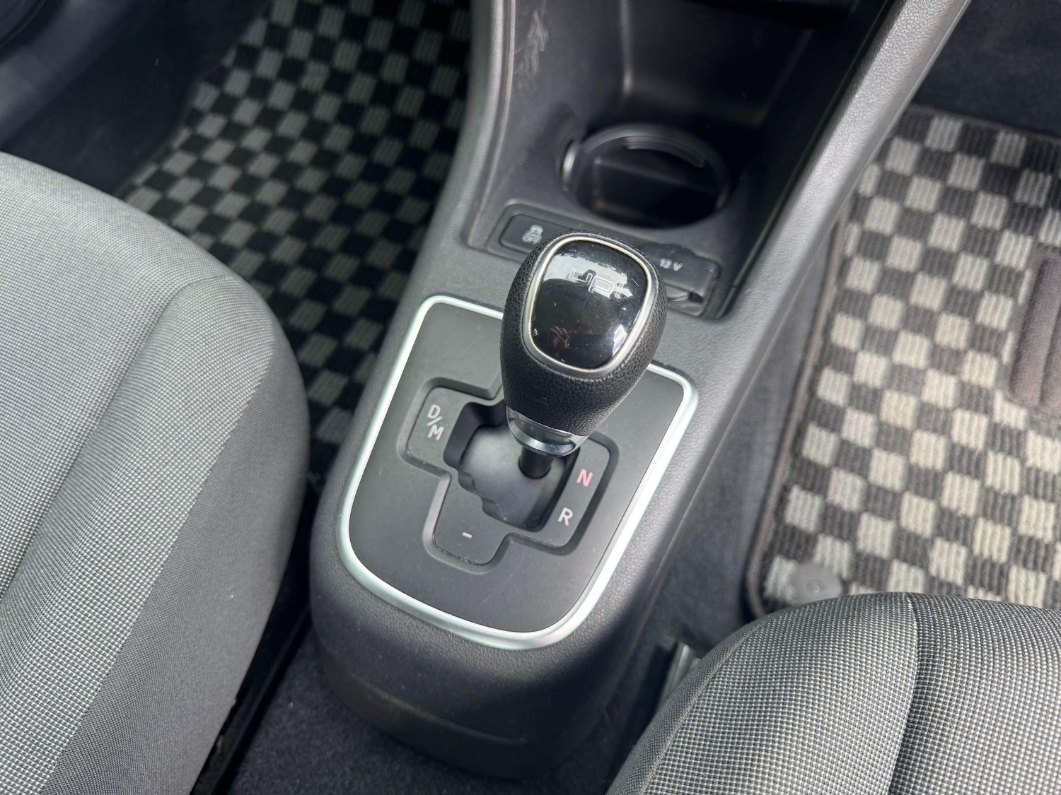 Used Volkswagen up! for sale - 76991838: Photo 27