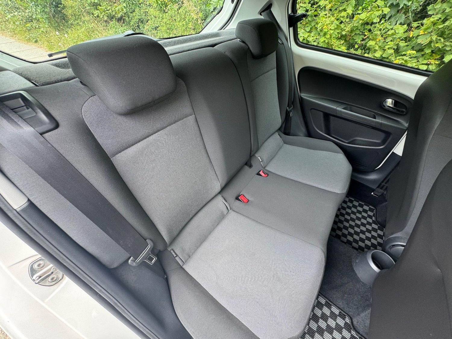 Used Volkswagen up! for sale - 77376333: Photo 21