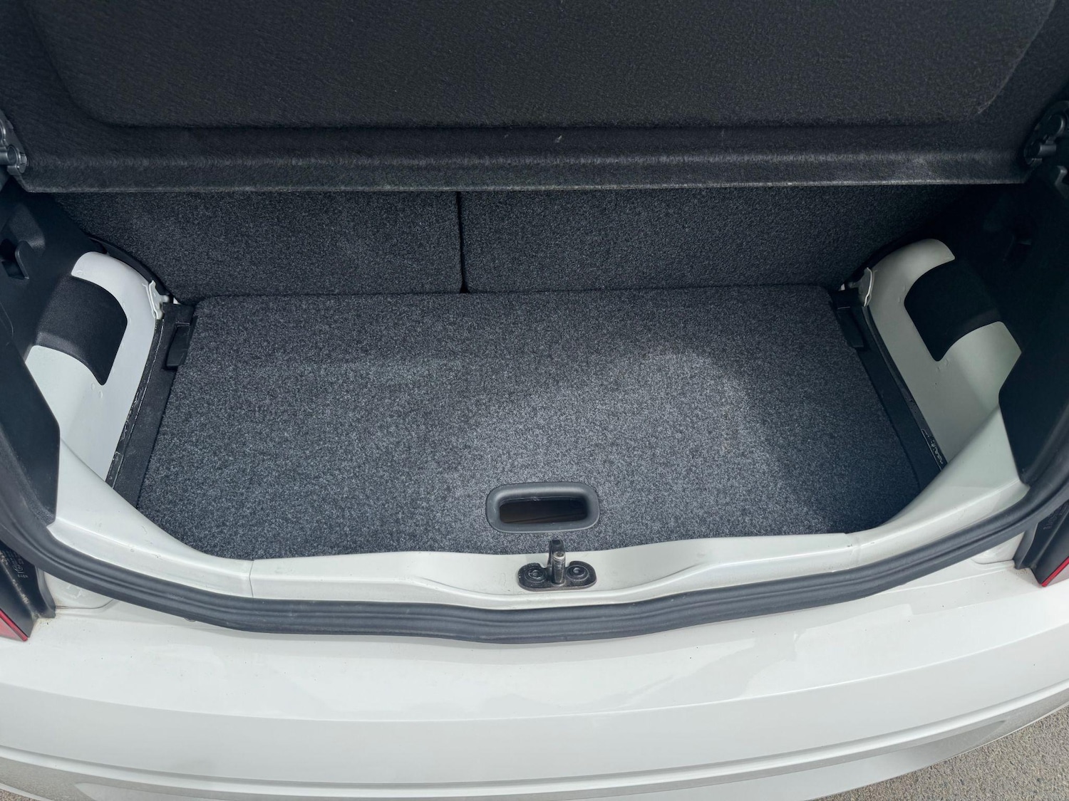 Used Volkswagen up! for sale - 77376333: Photo 30