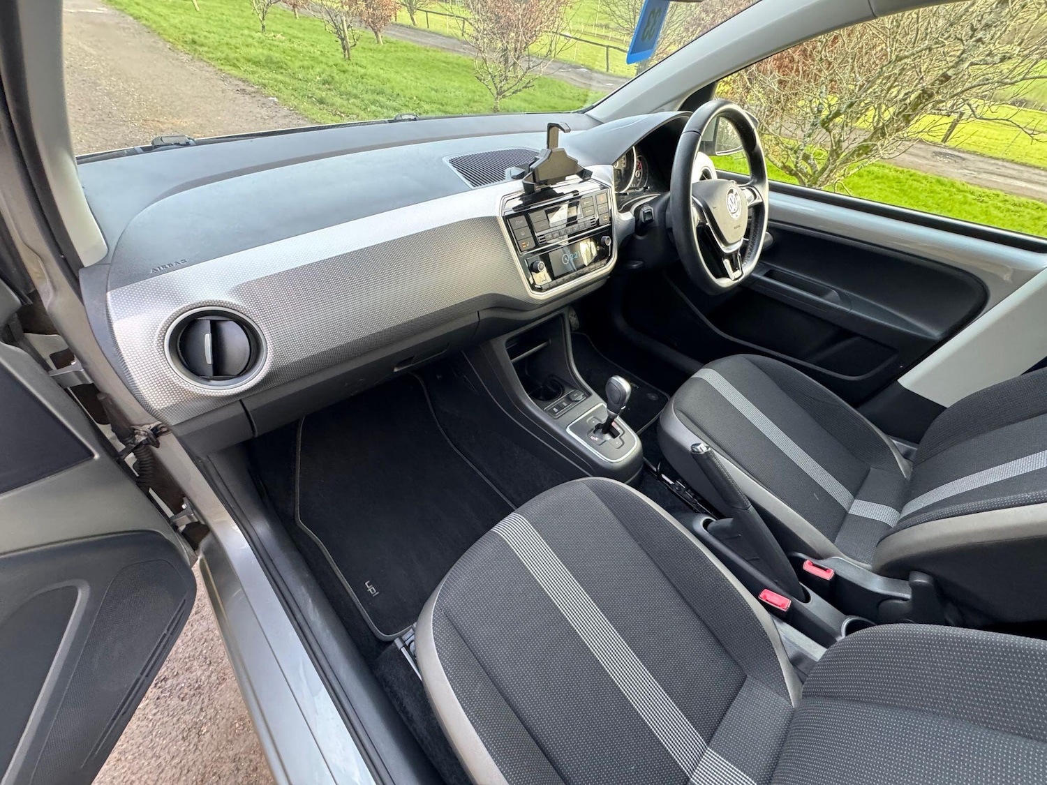 Used Volkswagen up! for sale - 77156645: Photo 19