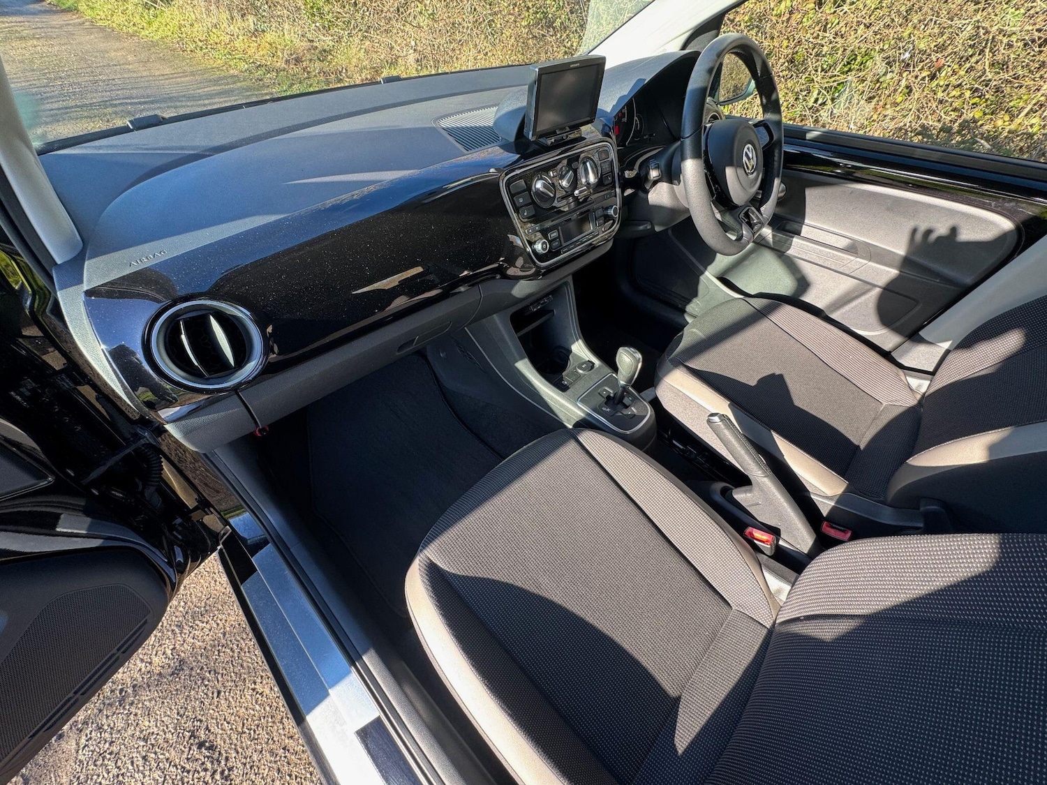 Used Volkswagen up! for sale - 77191992: Photo 19