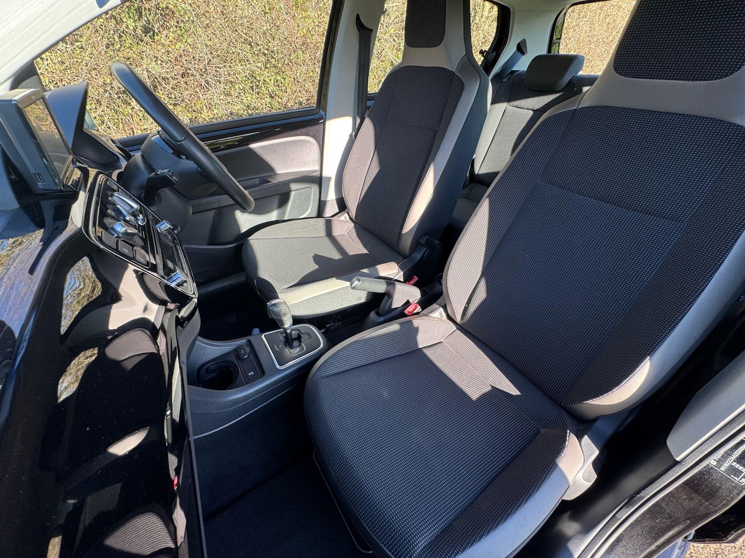 Used Volkswagen up! for sale - 77191992: Photo 20