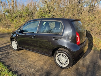 Used Volkswagen up! 2014 for sale - 77191992: Photo