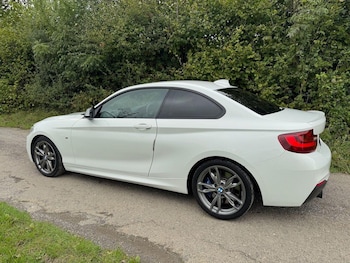 Used BMW 2 Series 2014 for sale - 75553203: Photo