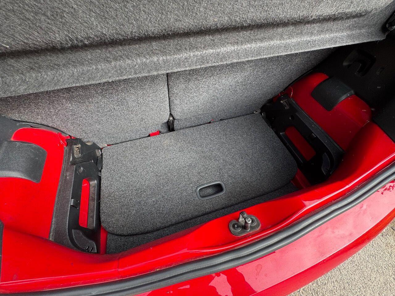 Used Volkswagen up! for sale - 76987654: Photo 26