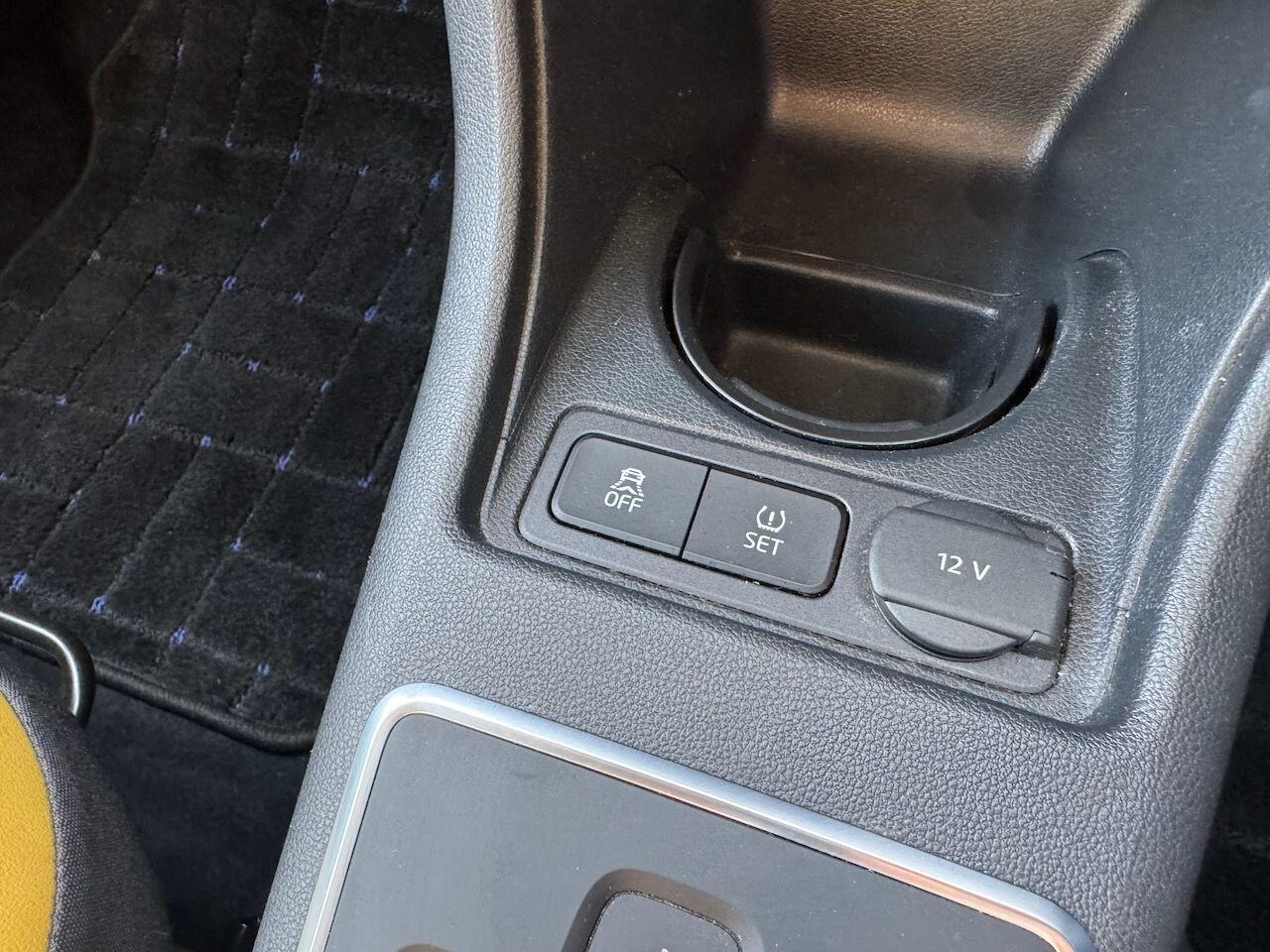 Used Volkswagen up! for sale - 78171105: Photo 24