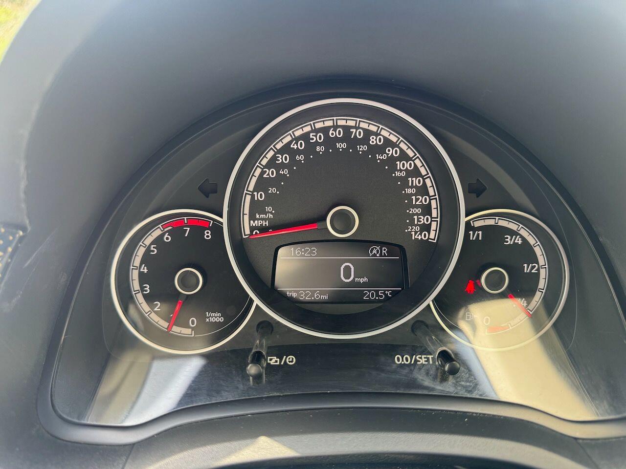 Used Volkswagen up! for sale - 78171105: Photo 29