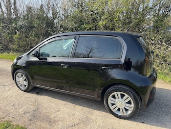 Used Volkswagen up! 2018 for sale - 78171105: Photo