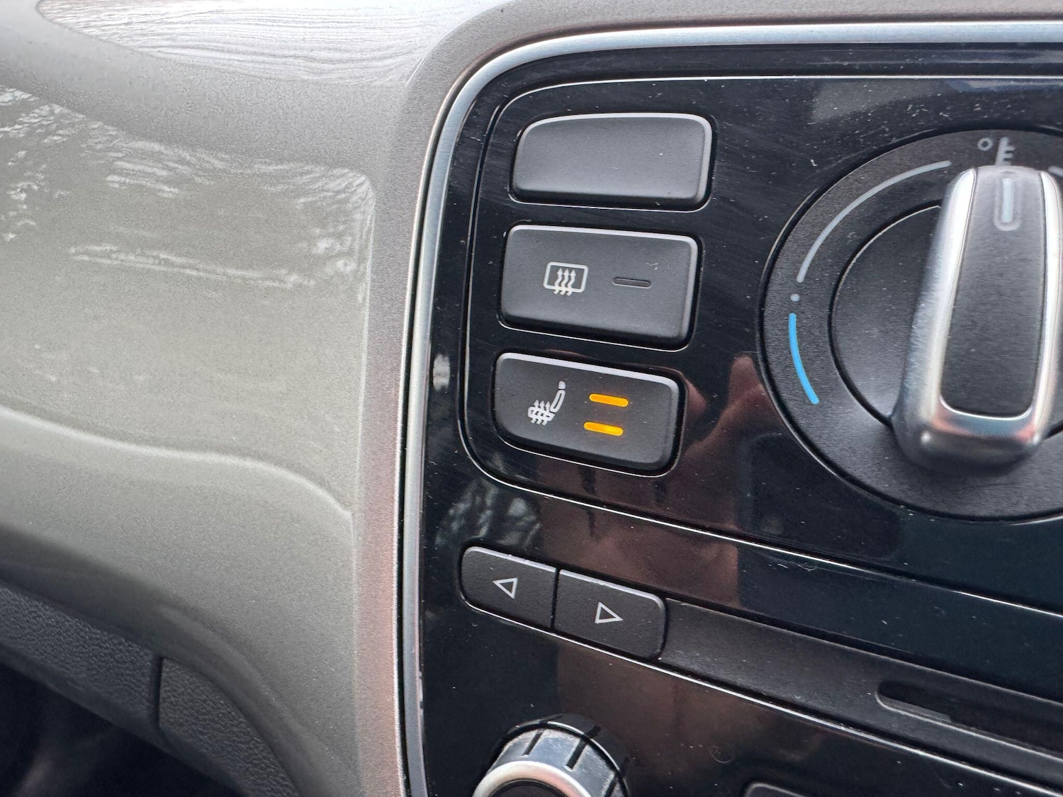 Used Volkswagen up! for sale - 77695665: Photo 28