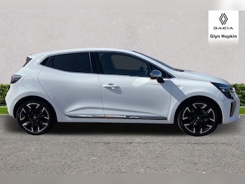 Used Renault Clio 2024 for sale - 73914888: Photo
