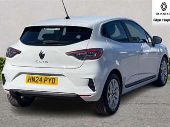 Used Renault Clio 2024 for sale - 74004987: Photo