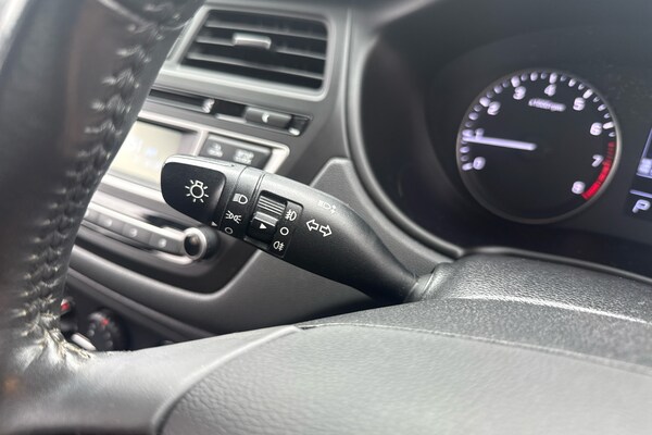 Used Hyundai i20 2018 for sale - 76299605: Photo 25