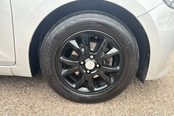 Used Hyundai i20 2018 for sale - 76299605: Photo 7